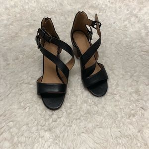 NWOT Crevo Talliulah Black Leather Heels